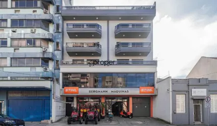 Apartamento com 2 dormitórios e sacada para aluguel no Centro - Pelotas/RS