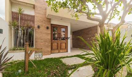 Casa com dois dormitórios, 170m² - Três Vendas - Pelotas/RS