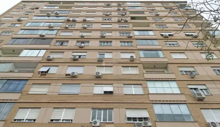 Apartamento com 2 quartos à venda na Rua Ramiro Barcelos, 2073, Bom Fim, Porto Alegre, 75 m2 por R$ 330.000