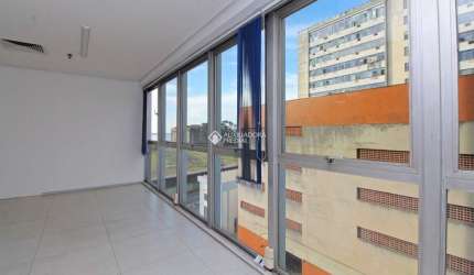 Sala comercial à venda na Rua Chaves Barcelos, 27, Centro Histórico, Porto Alegre, 47 m2 por R$ 136.000