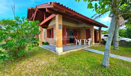 Casa com 5 quartos à venda na Guaiba, 152, Estrela do Mar, Torres, 307 m2 por R$ 750.000