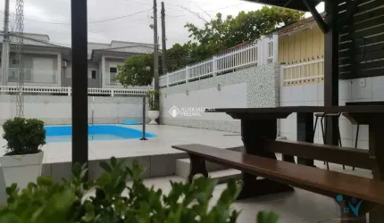 Casa com 3 quartos à venda na Rua Tucumã, 170, Praia do Sonho, Palhoça, 150 m2 por R$ 900.000