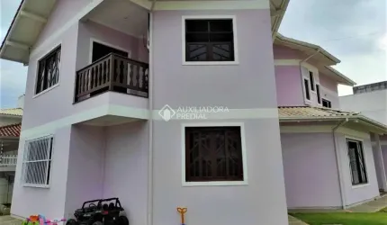 Casa com 5 quartos à venda na Gênova, 23, Pagani, Palhoça, 321 m2 por R$ 1.800.000