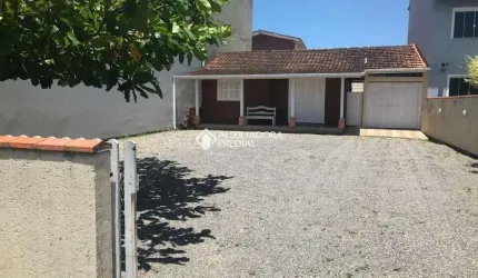 Casa com 2 quartos à venda na Medeiros, 615, Pinheira, Palhoça, 140 m2 por R$ 550.000