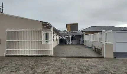 Casa com 4 quartos à venda na Rua Tradição, 441, Pinheira, Palhoça, 98 m2 por R$ 370.000