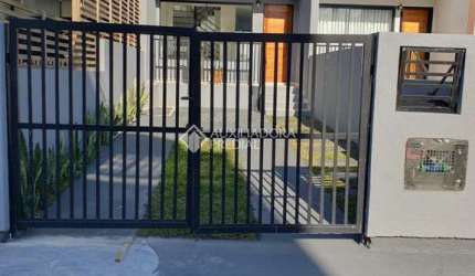 Casa com 2 quartos à venda na Rua Augusto Jorge Brüggemann, 515, Areias, São José, 120 m2 por R$ 490.000