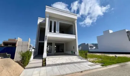 Casa em condomínio fechado com 3 quartos à venda na Avenida Deltaville, 360, Beira Rio, Biguaçu, 174 m2 por R$ 1.400.000