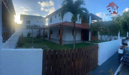Casa com 3 dormitórios, 135 m² - venda por R$ 950.000,00 ou aluguel por R$ 6.989,73/mês - Buraquinho - Lauro de Freitas/BA