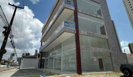 Sala nova para venda em empresarial com elevador em Manaíra