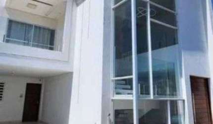 Casa Triplex para venda no Portal do Poço em Cabedelo/PB