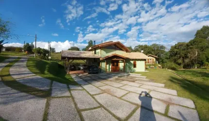 CASA À VENDA EM CONDOMINIO FECHADO - Residencial Ecológico