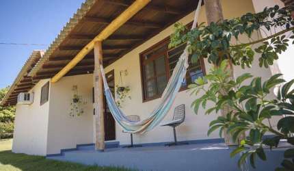 Casa Residencial para Aluguel Venha conhecer essa casa dos seus sonhos em Biguaçú! BIGUAÇU