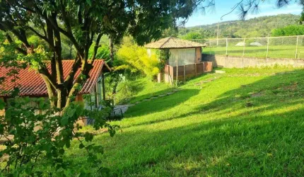 Sítio / fazendinha localizado no condomínio Topázio  Esmeraldas / MG