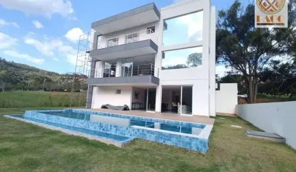 Casa à venda no Condomínio Porto em Atibaia.