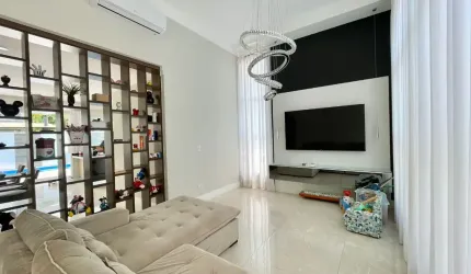 Maravilhosa Casa Mobiliada Térrea à venda no Condomínio Terras de Atibaia I