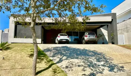 Casa à venda no Condomínio Equilibrium em Atibaia