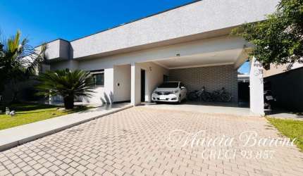 Maravilhosa casa á venda no Condomínio Shambala II em Atibaia pronta para morar!!!
