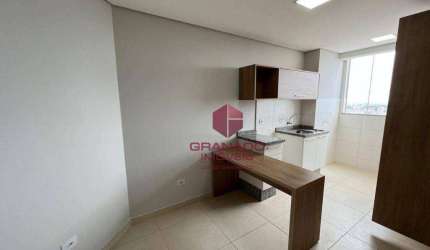 Apartamento com 1 quarto para alugar, ao lado da UEM! - Zona 07 - Maringá/PR
