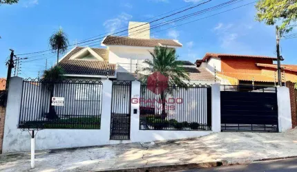 Sobrado à venda, 414 m² por R$ 3.950.000,00 - Zona 05 - Maringá/PR