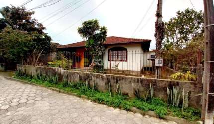 Casa com 2 quartos à venda no Ingleses, Florianópolis  por R$ 1.400.000