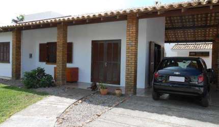 Casa com 3 quartos à venda no Ingleses, Florianópolis  por R$ 690.000