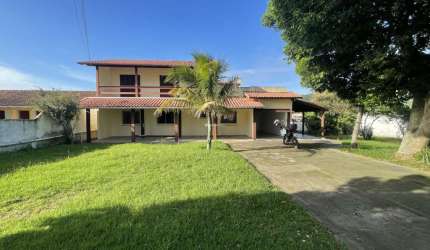 Casa com 4 quartos à venda no Ingleses, Florianópolis  por R$ 1.200.000