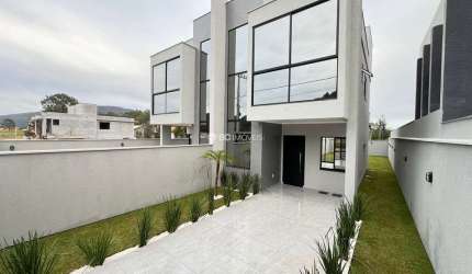 Casa com 3 quartos à venda no São João do Rio Vermelho, Florianópolis  por R$ 759.000