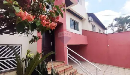Casa com 4 quartos, sendo uma suíte máster, escritório, espaço gourmet completo com piscina no bairro Trujillo, em Sorocaba/SP