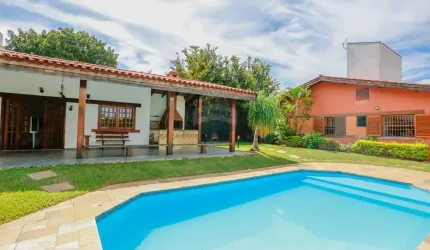 Casa à venda com  3 suítes e piscina no Jardim Bandeirantes em Sorocaba