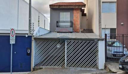 Sobrado espaçoso para alugar na Vila Jardini – Rua Tocantins