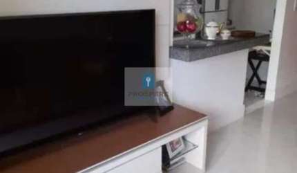 Apartamento em Itaigara, 1 quarto, 1 sala, 1 banheiro, 1 vaga de garage, área de serviço, varanda.
