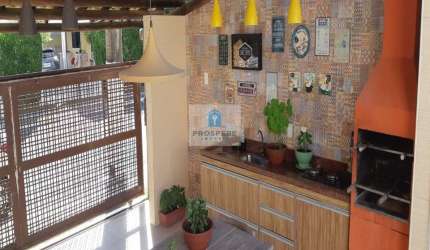 Casa duplex na Praia do  Flamengo, 4 quartos sendo 2 suítes com closet e 6 vagas de garagem
