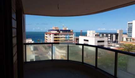 Apartamento quarto e sala com banheiro, varanda, área de serviço, acabamento em porcelanato, piscina, 1 vaga de garagem, avaliação excelente no airBNB