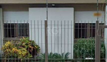 Casa para Venda - 160m², 3 dormitórios, sendo 1 suites, 4 vagas - Jardim Botânic