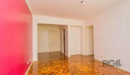Excelente apartamento de 98m² com 3 dormitórios no bairro Menino Deus.