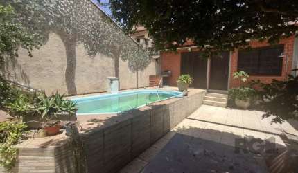 Casa 4 dormitórios, Bairro Cavalhada.