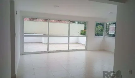 Apartamento garden com 2 suítes, lavado, área de serviço. um pátio enorme muito