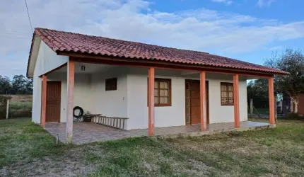 Casa Condomínio 2 dorm. + 2 vagas 90m² priv. 555m² totais Esmeralda - Viamão