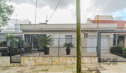 Casa 3 dormitórios à venda Medianeira Porto Alegre/RS