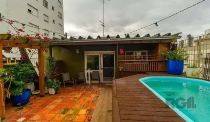 Cobertura 125m² - 3 dormitórios, 2 vagas no bairro Petrópolis