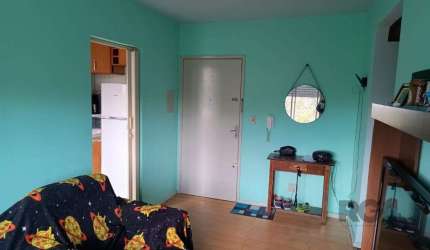 Apartamento com 2 quartos e 1 vaga no Bairro Vila Nova.