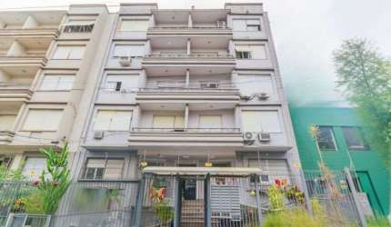 Casa com 3 dormitórios no Bairro Auxiliadora