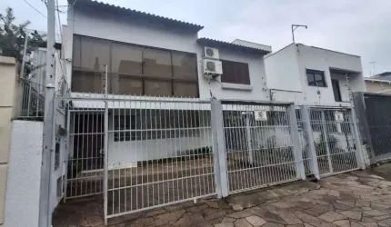 Casa com 4 dormitórios no Bairro Higienópolis