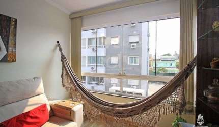 Apartamento  2 dormitórios, 1 vaga  Cavalhada Cristal