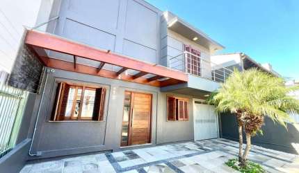 Casa 3 dormitórios à venda Teresópolis Porto Alegre/RS