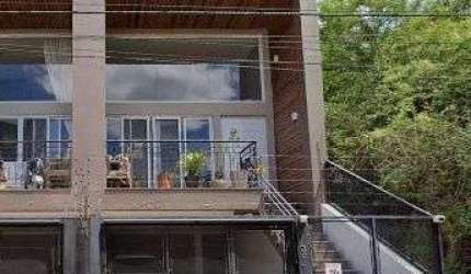Casa 3 Quartos sendo 1 Suíte