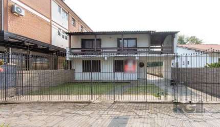 Casa 7 dormitórios à venda Camaquã Porto Alegre/RS