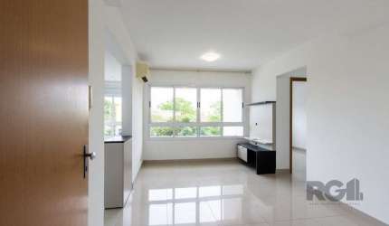 Apartamento semi-mobiliado, com área privada de 50,95 M2