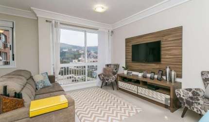 Apartamento 70m² - 3 dormitórios, 1 vaga no bairro Partenon