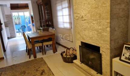 Casa Condominio para Venda - 218m², 3 dormitórios, sendo 1 suites, 2 vagas - Ipa